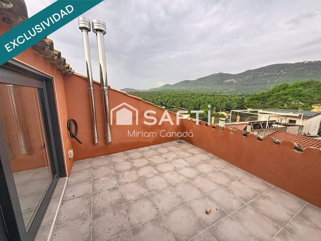 Chalet de 2 habitaciones en Canyelles en venta - 357.000 € (Ref: 10135942)
