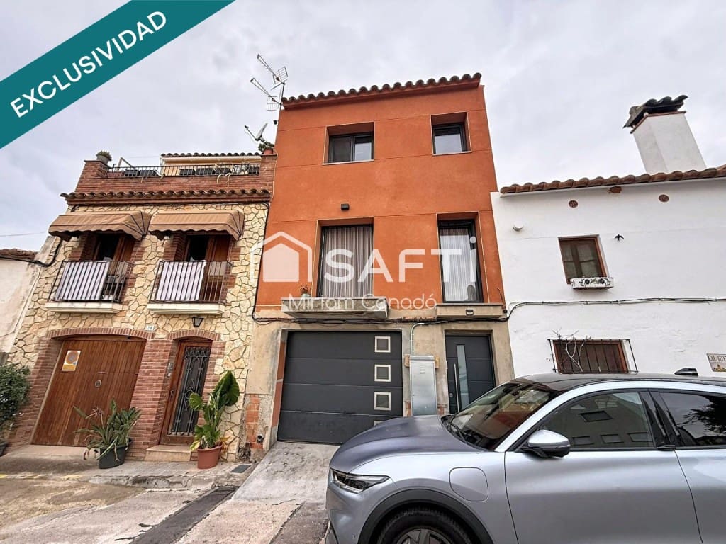 Chalet de 2 habitaciones en Canyelles en venta - 357.000 € (Ref: 10135942)