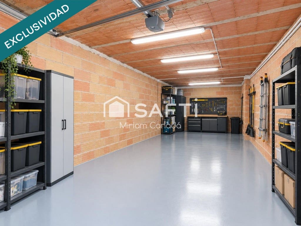 Chalet de 2 habitaciones en Canyelles en venta - 357.000 € (Ref: 10135942)