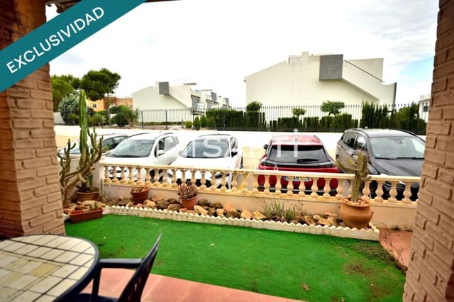 2 chambre Villa/Maison à vendre à Los Balcones - Los Altos, Torrevieja avec piscine garage - 165 000 € (Ref: 10139421)