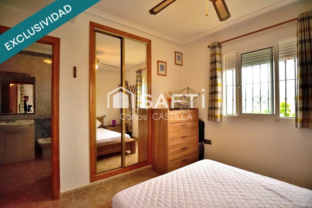 2 chambre Villa/Maison à vendre à Torrevieja avec piscine garage - 165 000 € (Ref: 10139421)