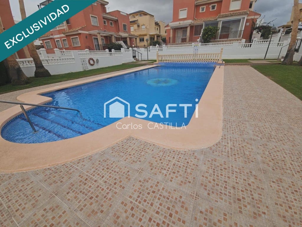 2 chambre Villa/Maison à vendre à Torrevieja avec piscine garage - 165 000 € (Ref: 10139421)