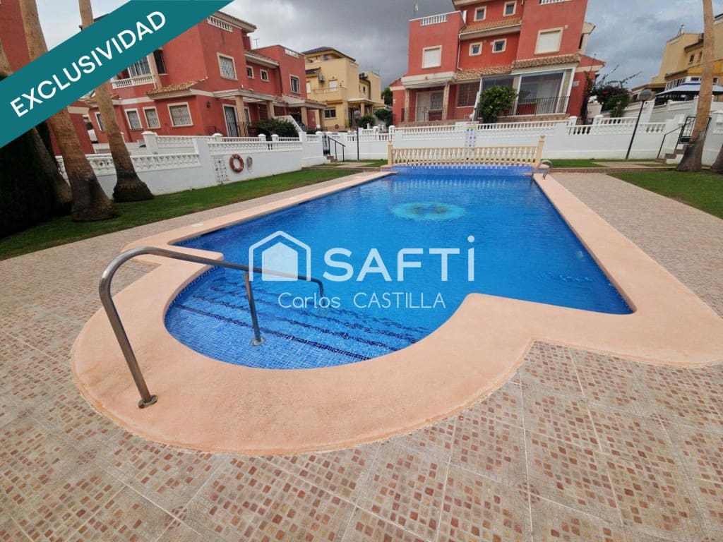 2 chambre Villa/Maison à vendre à Torrevieja avec piscine garage - 165 000 € (Ref: 10139421)