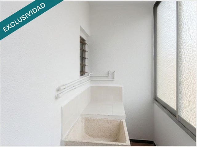 3 makuuhuone Huoneisto myytävänä paikassa La Pobla de Farnals mukana uima-altaan - 234 500 € (Ref: 10139422)