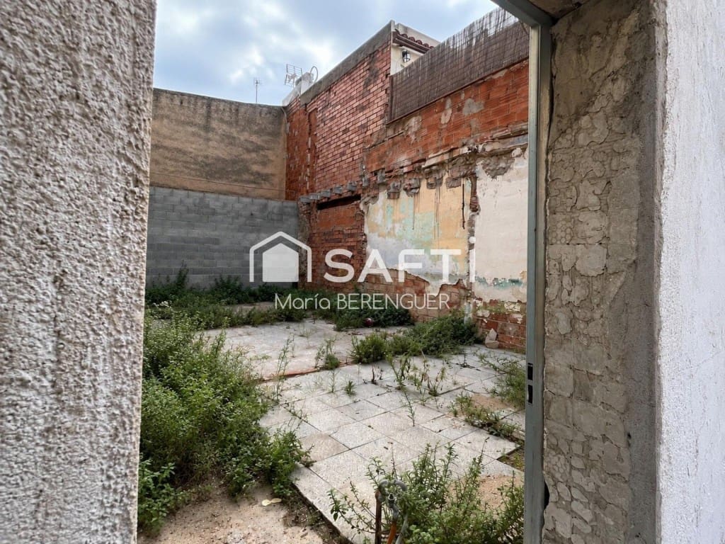 Tomt till salu i Badalona - 69 000 € (Ref: 10139426)