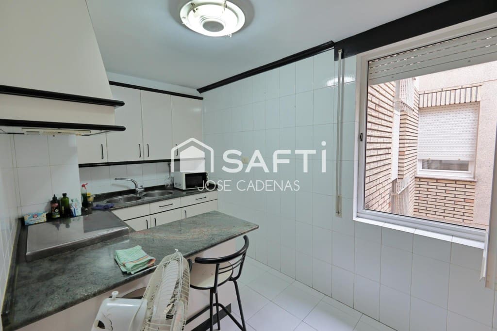 Piso de 3 habitaciones en O Barco de Valdeorras en venta con garaje - 130.000 € (Ref: 10139427)