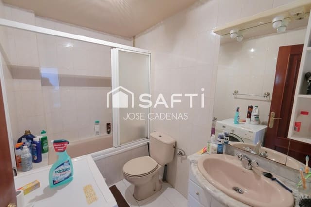 Piso de 3 habitaciones en O Barco de Valdeorras en venta con garaje - 130.000 € (Ref: 10139427)