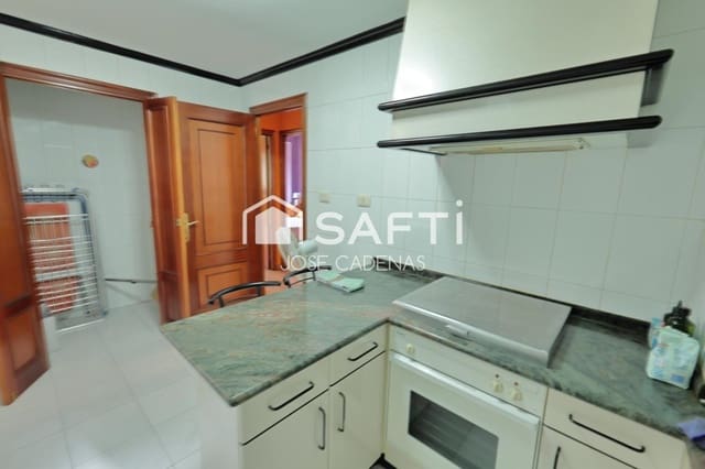 Piso de 3 habitaciones en O Barco de Valdeorras en venta con garaje - 130.000 € (Ref: 10139427)