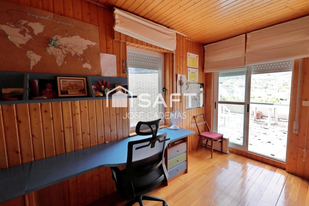 Piso de 3 habitaciones en O Barco de Valdeorras en venta con garaje - 130.000 € (Ref: 10139427)