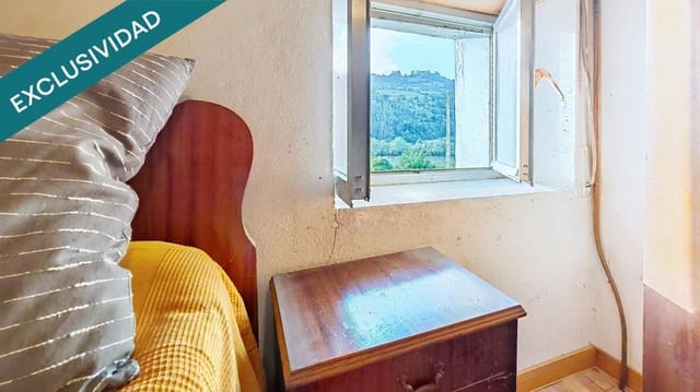 3 quarto Moradia para venda em Salas - 65 000 € (Ref: 10142379)