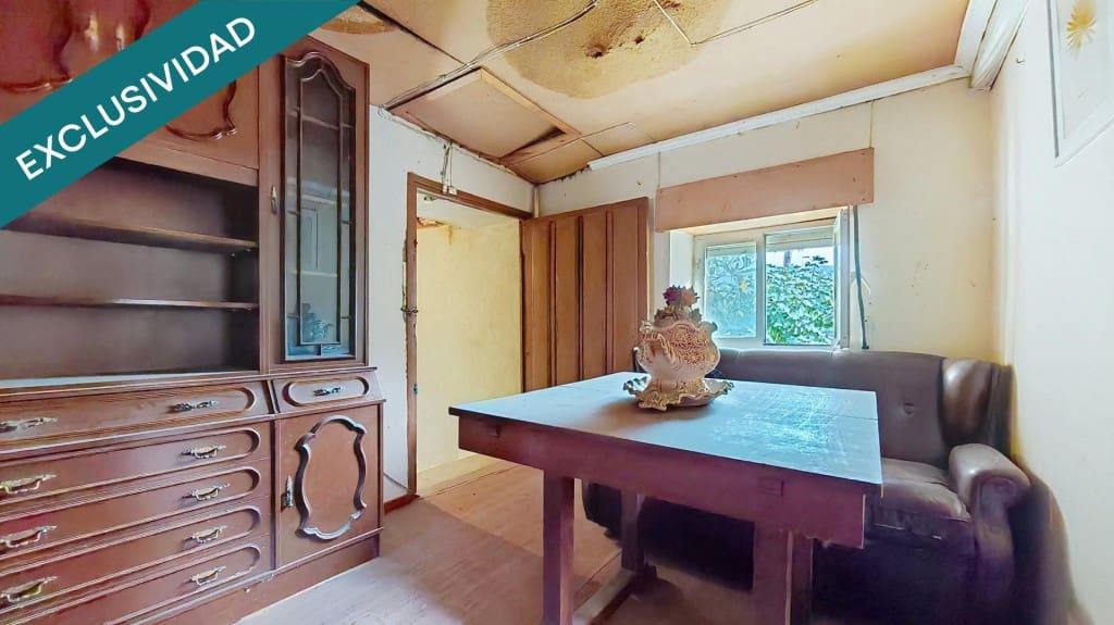 3 sovrum Villa till salu i Salas - 65 000 € (Ref: 10142379)