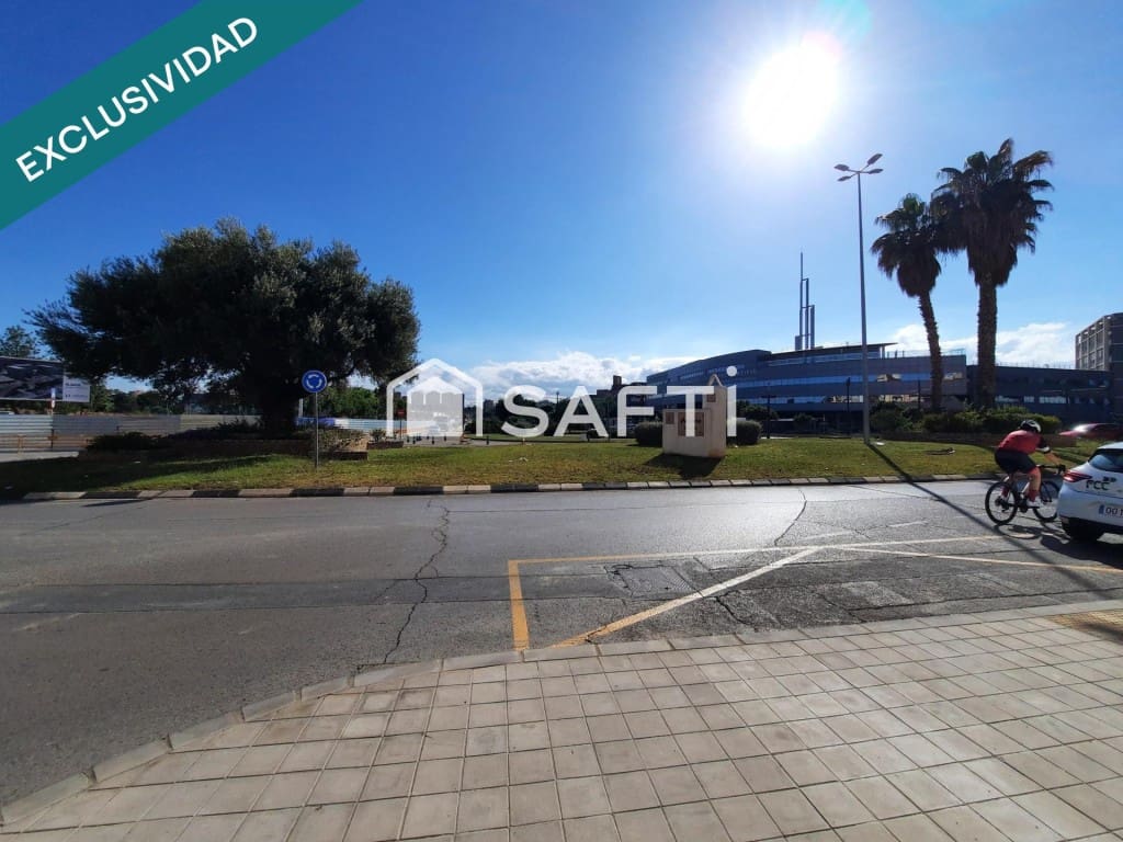 Comercial para venda em Paterna - 160 000 € (Ref: 10142382)