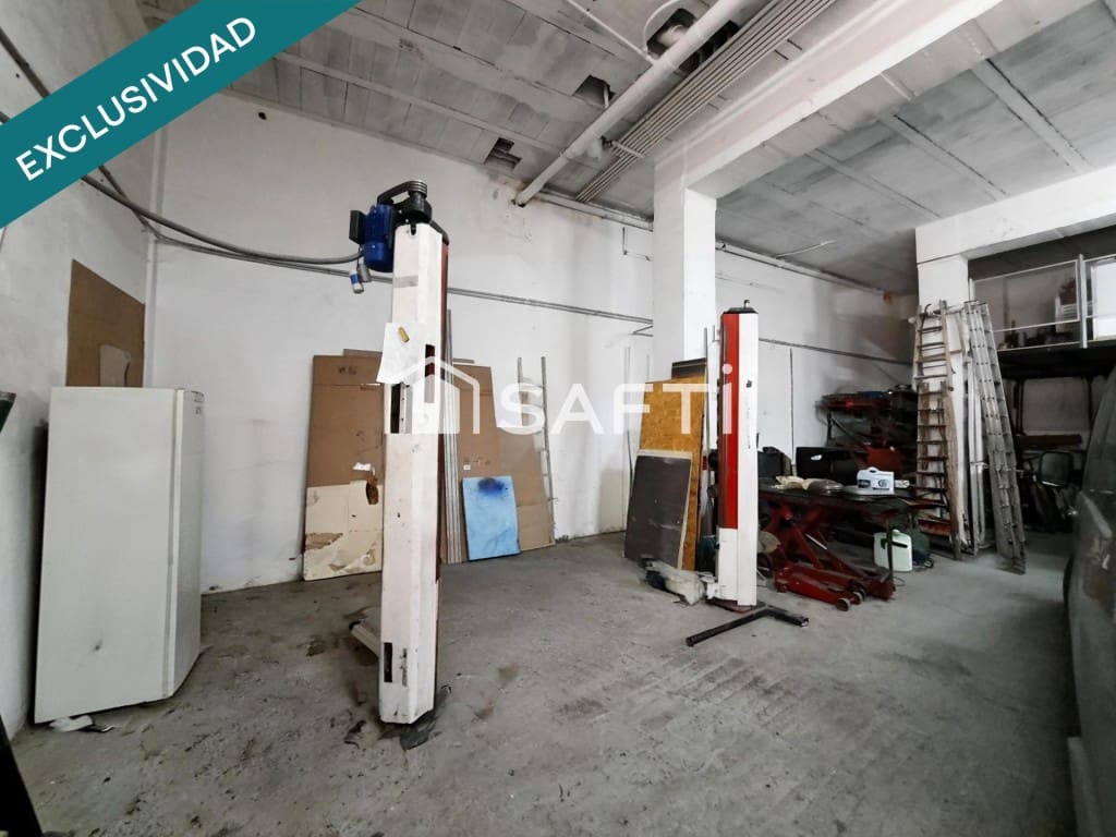 Comercial para venda em Paterna - 160 000 € (Ref: 10142382)