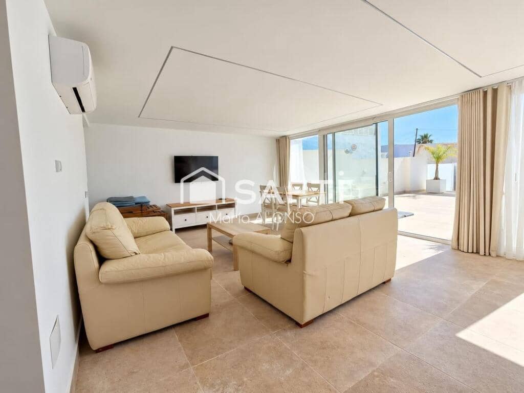 Commercial for sale in Mojacar - € 199,000 (Ref: 10142384)