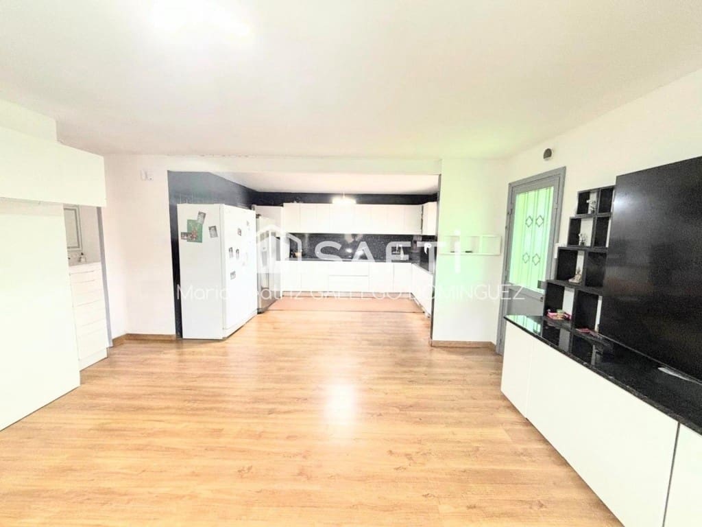 3 sypialnia Willa na sprzedaż w O Porrino z basenem - 349 000 € (Ref: 10146727)