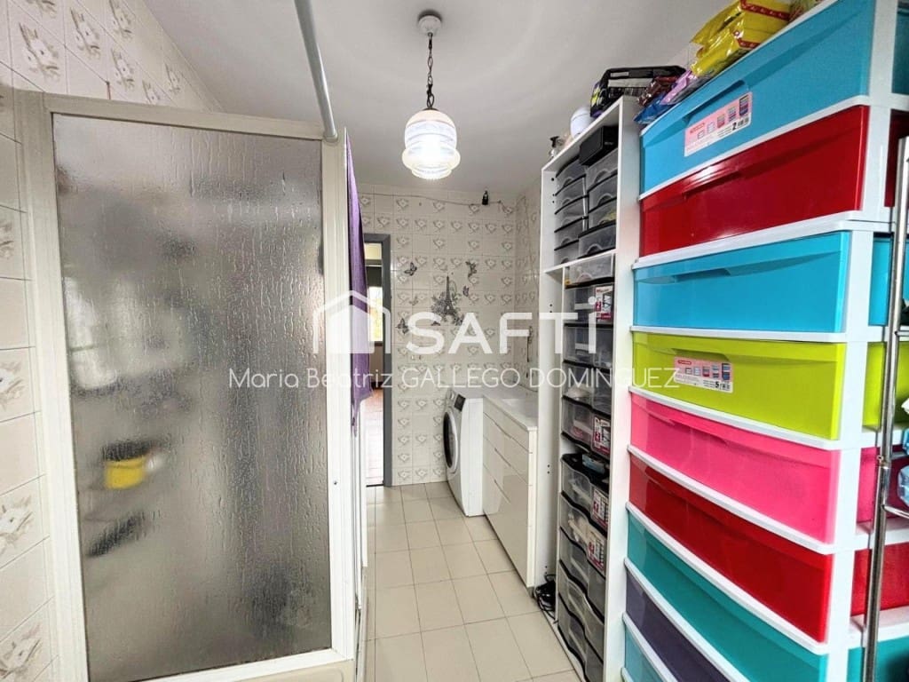 3 sypialnia Willa na sprzedaż w O Porrino z basenem - 349 000 € (Ref: 10146727)