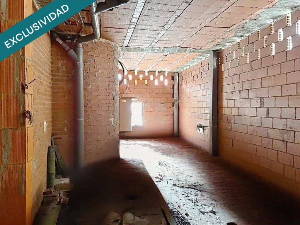 Kaupallinen myytävänä paikassa Leon kaupunki - 86 436 € (Ref: 10146732)