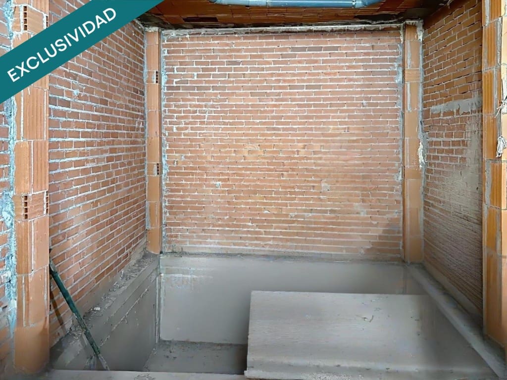Kaupallinen myytävänä paikassa Leon kaupunki - 86 436 € (Ref: 10146732)