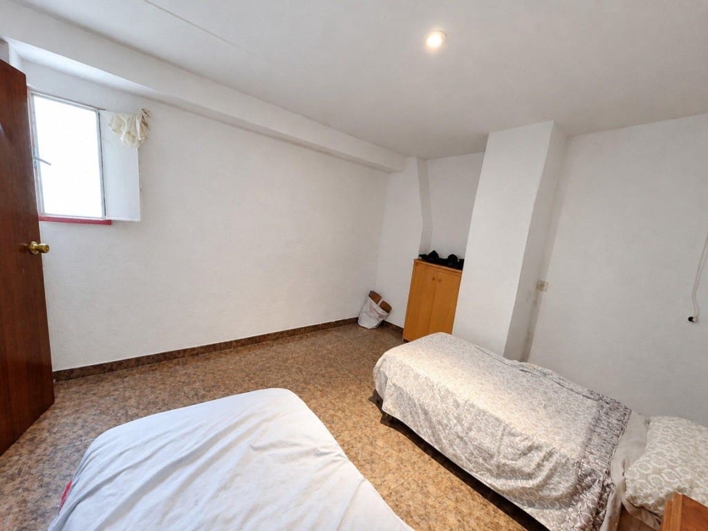 3 bedroom Terraced Villa for sale in Ontinyent - € 60,000 (Ref: 10148478)