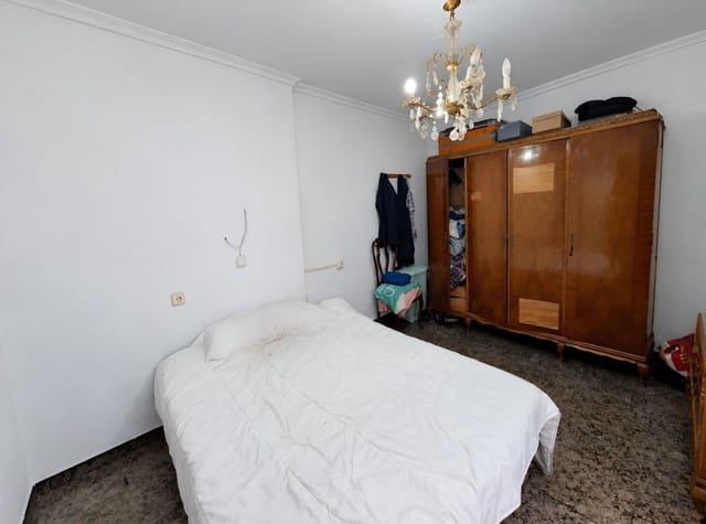 3 bedroom Terraced Villa for sale in Ontinyent - € 60,000 (Ref: 10148478)