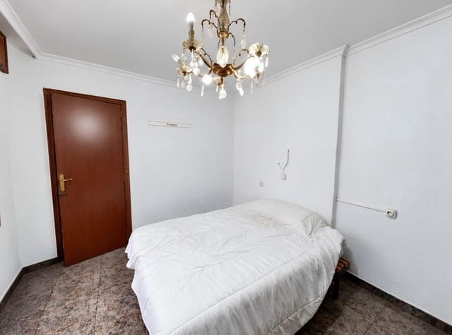 3 bedroom Terraced Villa for sale in Ontinyent - € 60,000 (Ref: 10148478)