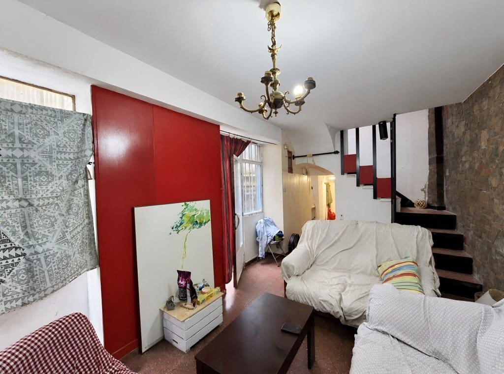 3 bedroom Terraced Villa for sale in Ontinyent - € 60,000 (Ref: 10148478)