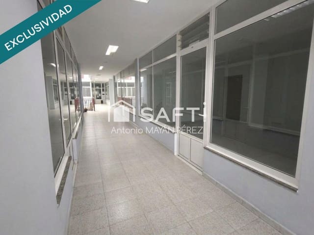 Commerciale in vendita in Noia - 185.000 € (Rif: 10148479)
