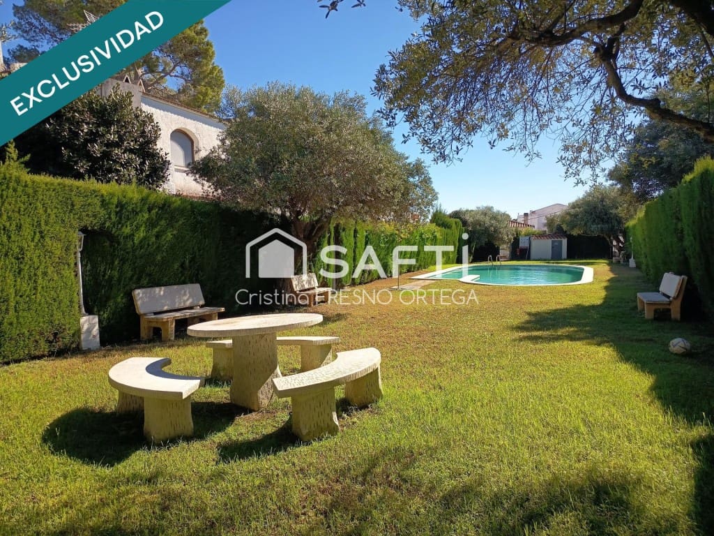 2 bedroom Villa for sale in Montroig-Mar with pool garage - € 159,000 (Ref: 10153363)