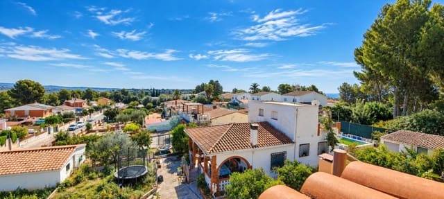 5 sypialnia Willa na sprzedaż w El Catllar z basenem garażem - 399 500 € (Ref: 10153365)
