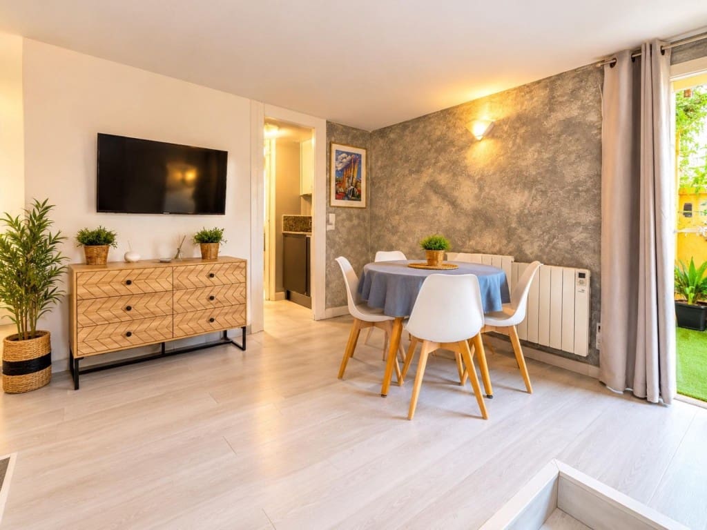 1 Zimmer Apartment zu verkaufen in Sant Pere de Ribes mit Pool - 192.000 € (Ref: 10153367)