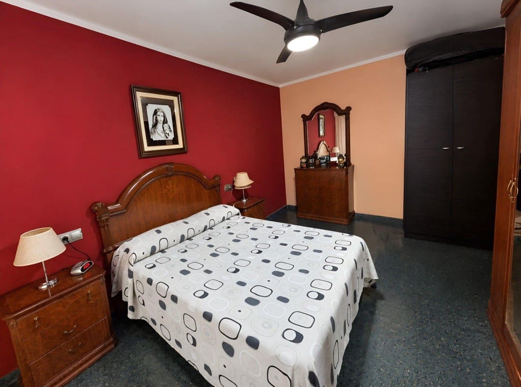 4 chambre Appartement à vendre à Ontinyent - 175 000 € (Ref: 10154914)