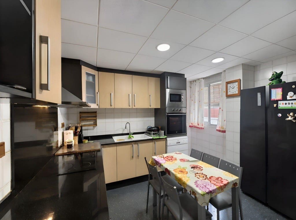 4 chambre Appartement à vendre à Ontinyent - 175 000 € (Ref: 10154914)