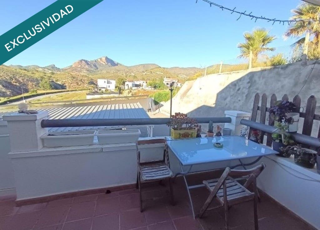 2 sovrum Radhus till salu i Petrel / Petrer med pool garage - 199 999 € (Ref: 10157609)