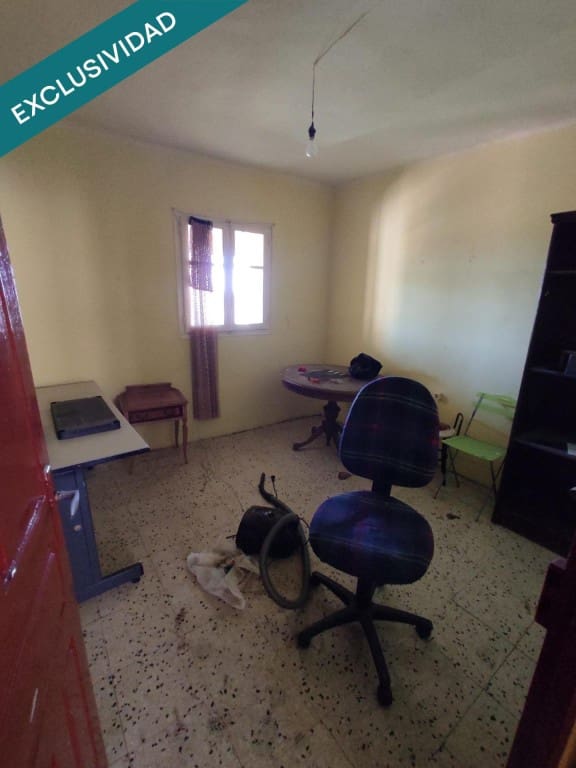 4 bedroom Villa for sale in Albalatillo - € 55,000 (Ref: 10157612)