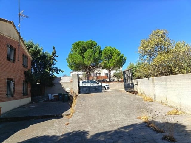 4 chambre Villa/Maison à vendre à Albarreal de Tajo avec piscine garage - 126 000 € (Ref: 10157613)