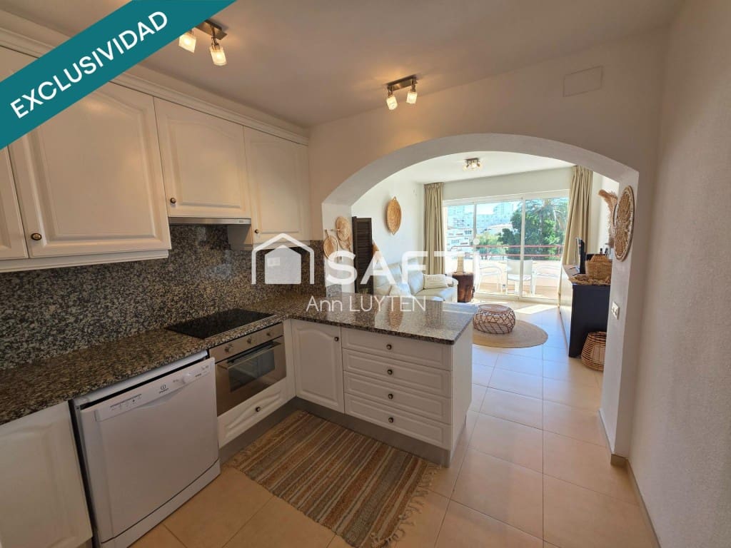 2 slaapkamer Appartement te koop in Roses met zwembad - € 159.000 (Ref: 10159291)