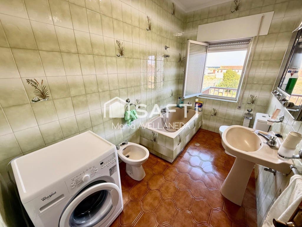 4 quarto Moradia para venda em Villaquejida com garagem - 140 000 € (Ref: 10159292)