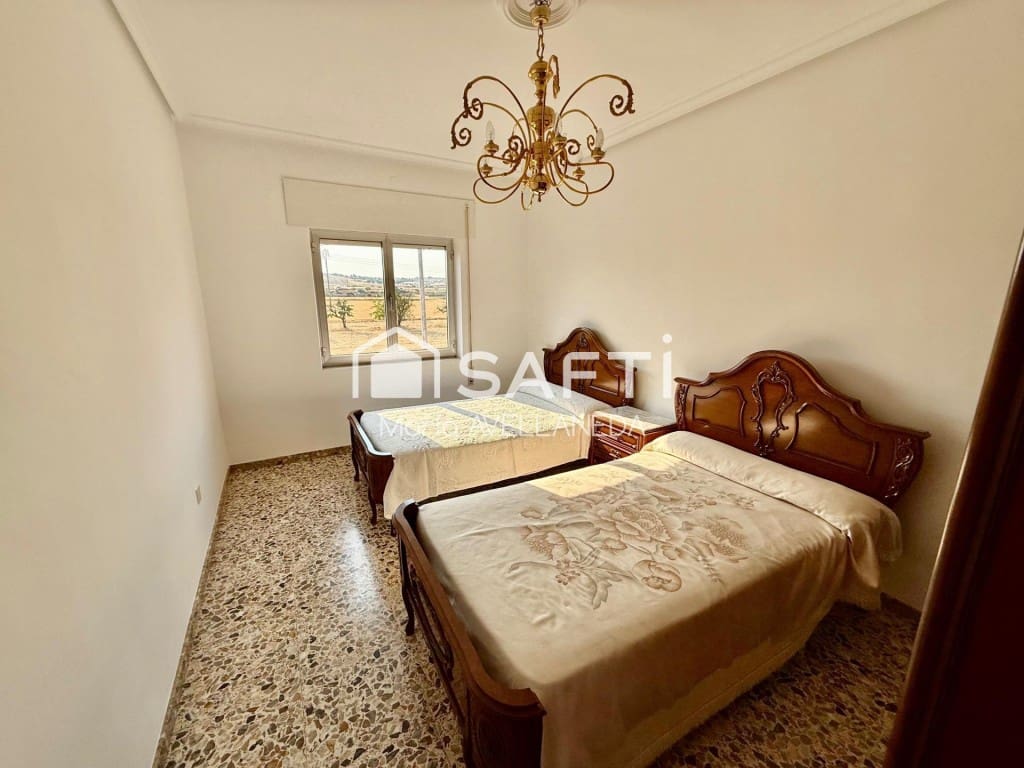 4 quarto Moradia para venda em Villaquejida com garagem - 140 000 € (Ref: 10159292)