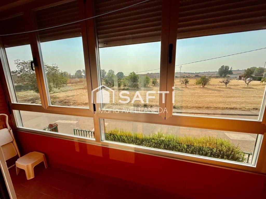 4 quarto Moradia para venda em Villaquejida com garagem - 140 000 € (Ref: 10159292)