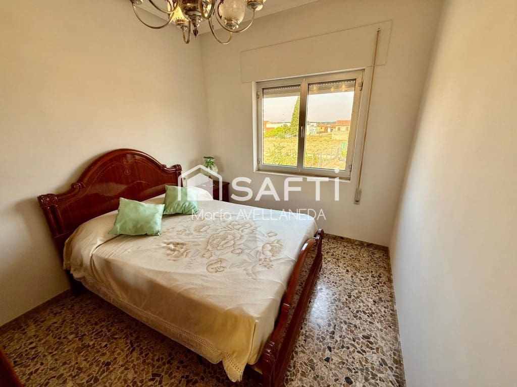 4 quarto Moradia para venda em Villaquejida com garagem - 140 000 € (Ref: 10159292)