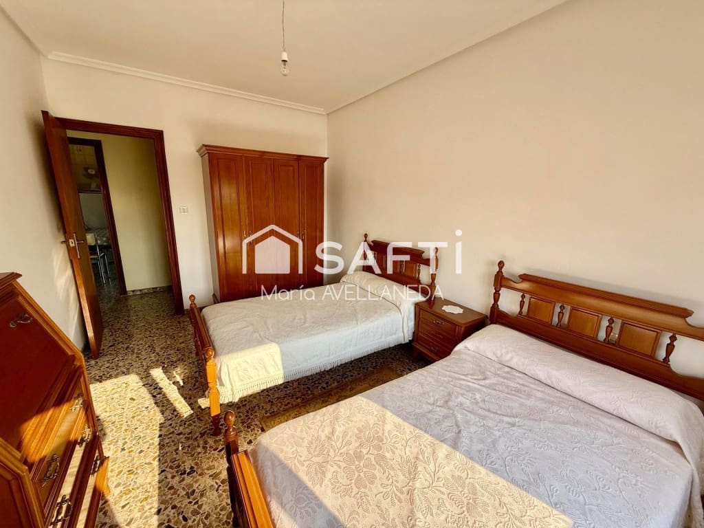 4 quarto Moradia para venda em Villaquejida com garagem - 140 000 € (Ref: 10159292)