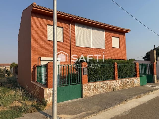 4 quarto Moradia para venda em Villaquejida com garagem - 140 000 € (Ref: 10159292)