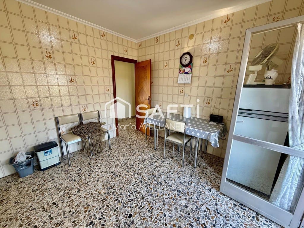 4 quarto Moradia para venda em Villaquejida com garagem - 140 000 € (Ref: 10159292)