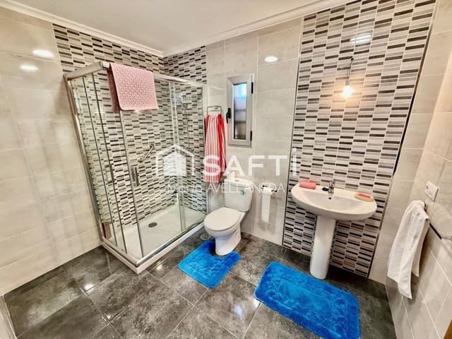4 quarto Moradia para venda em Villaquejida com garagem - 140 000 € (Ref: 10159292)