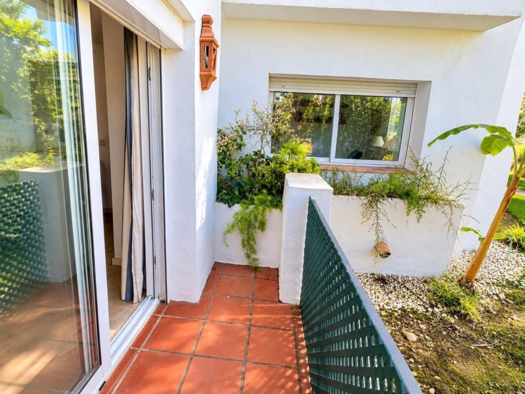 Apartamento de 3 habitaciones en Costalita en venta con piscina garaje - 740.000 € (Ref: 10159296)