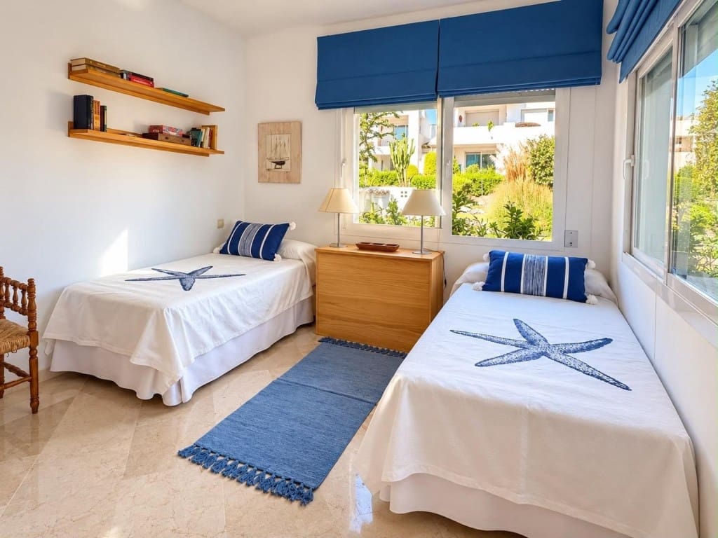 Apartamento de 3 habitaciones en Costalita en venta con piscina garaje - 740.000 € (Ref: 10159296)