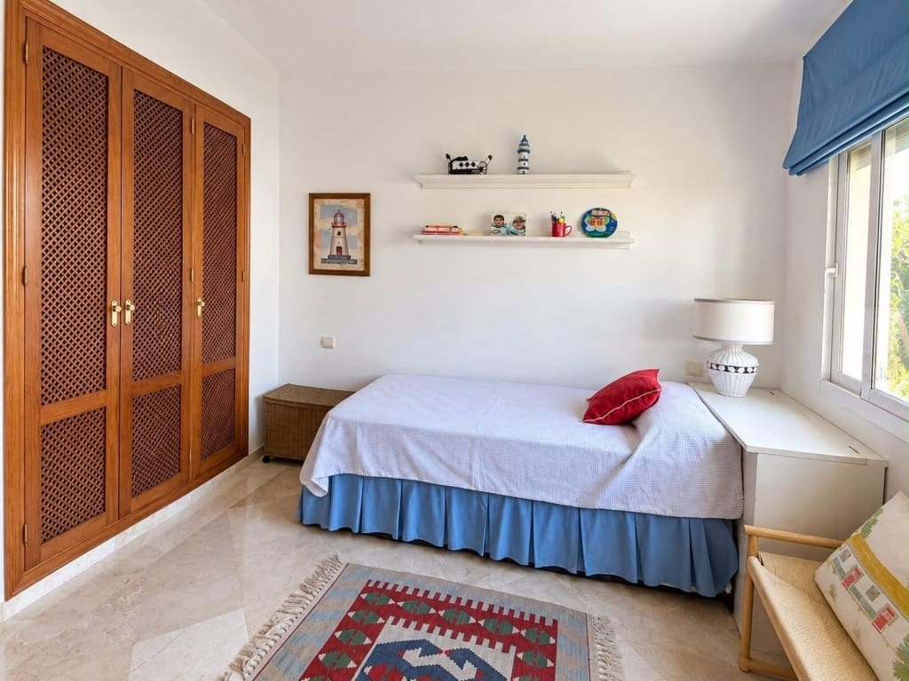 Apartamento de 3 habitaciones en Costalita en venta con piscina garaje - 740.000 € (Ref: 10159296)