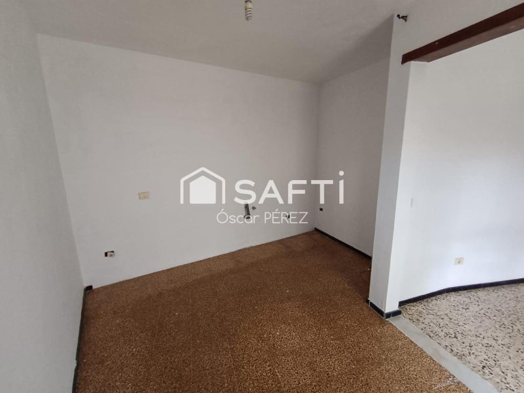 3 bedroom Villa for sale in Santa Brigida - € 230,000 (Ref: 10159299)