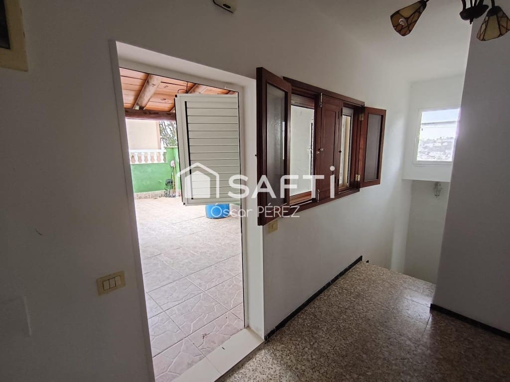 3 bedroom Villa for sale in Santa Brigida - € 230,000 (Ref: 10159299)