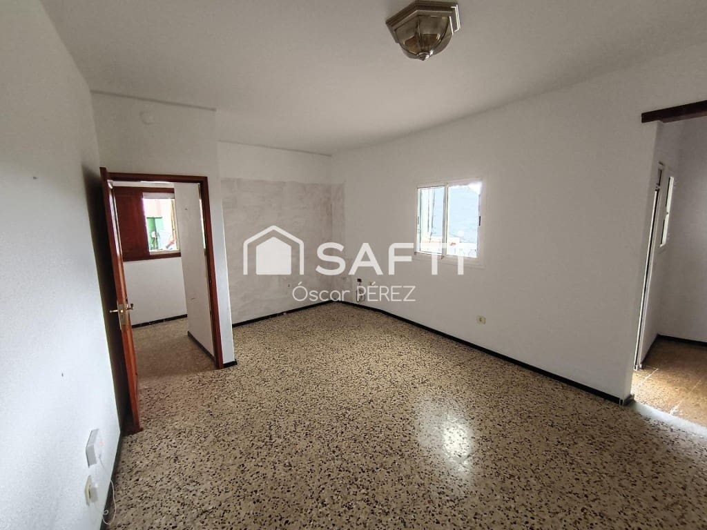 3 bedroom Villa for sale in Santa Brigida - € 230,000 (Ref: 10159299)